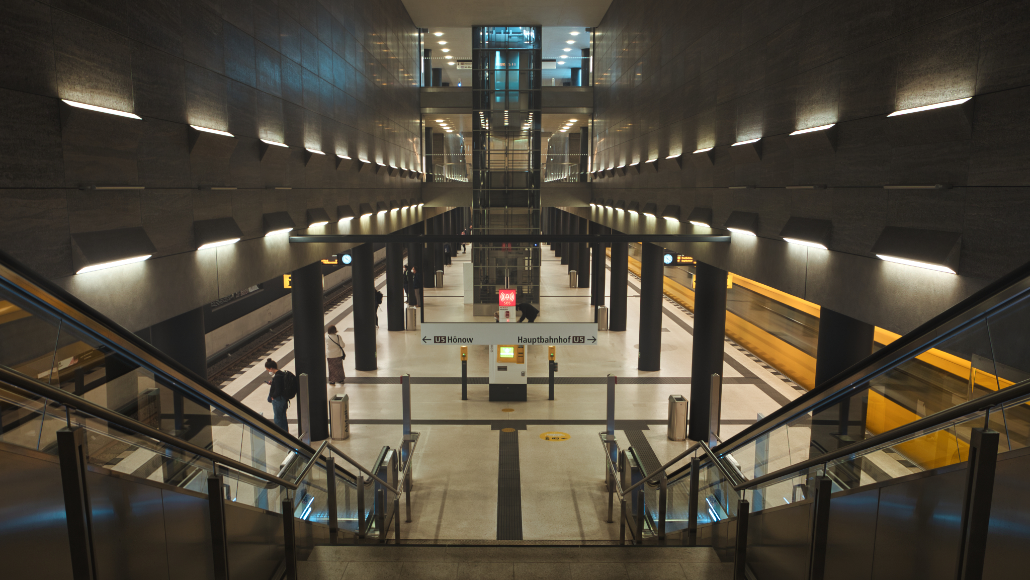 U-Bahnhof Unter den Linden